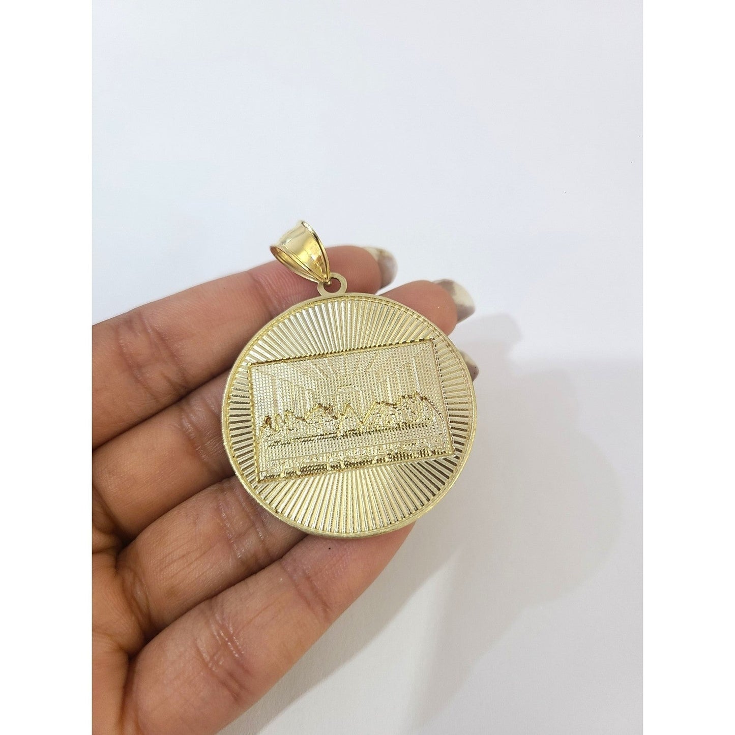 10K Yellow Gold Last Supper Pendant Charm Round Nugget Design 2 Inch