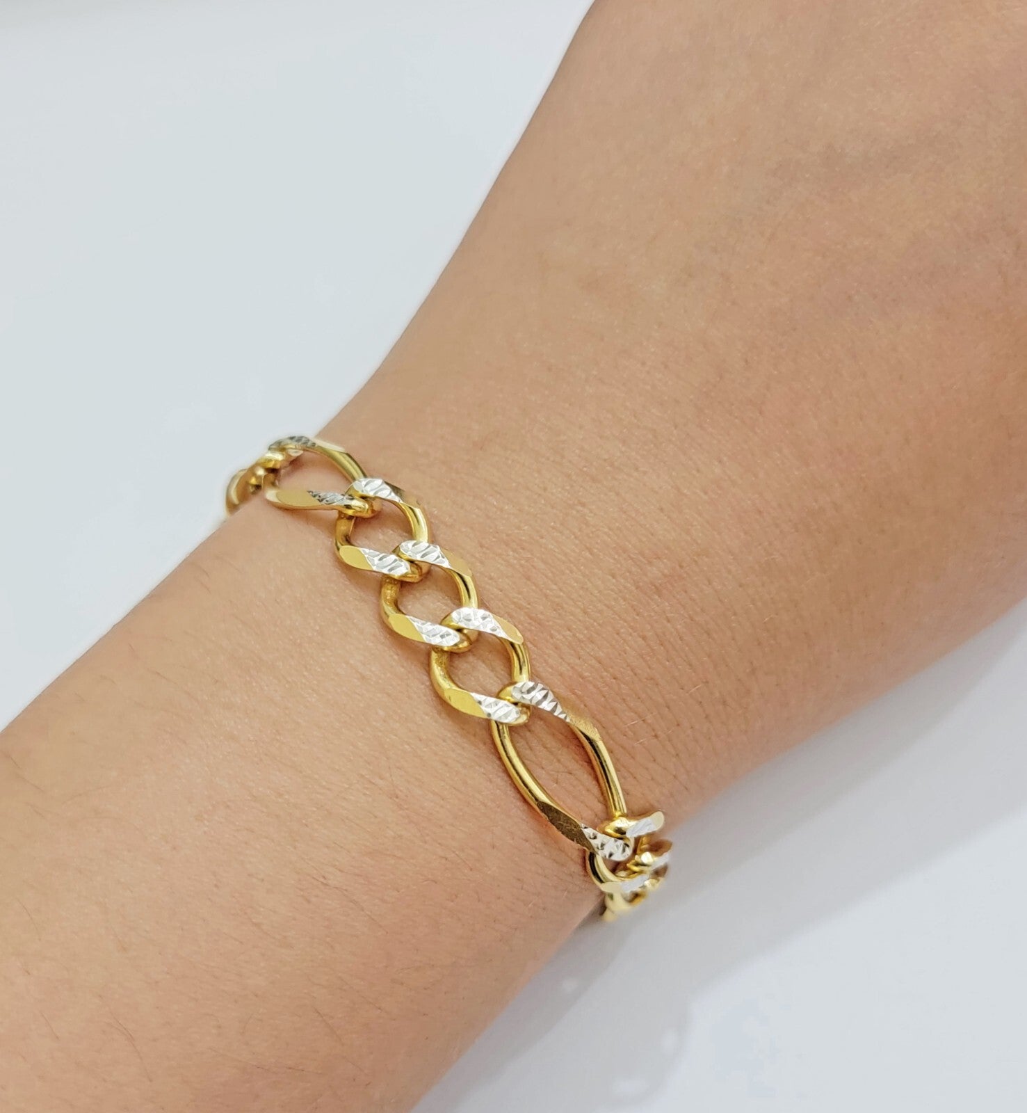 Mens Real 10k Yellow Gold Figaro Link Bracelet Diamond Cut 6.5 mm Solid 9 Inch
