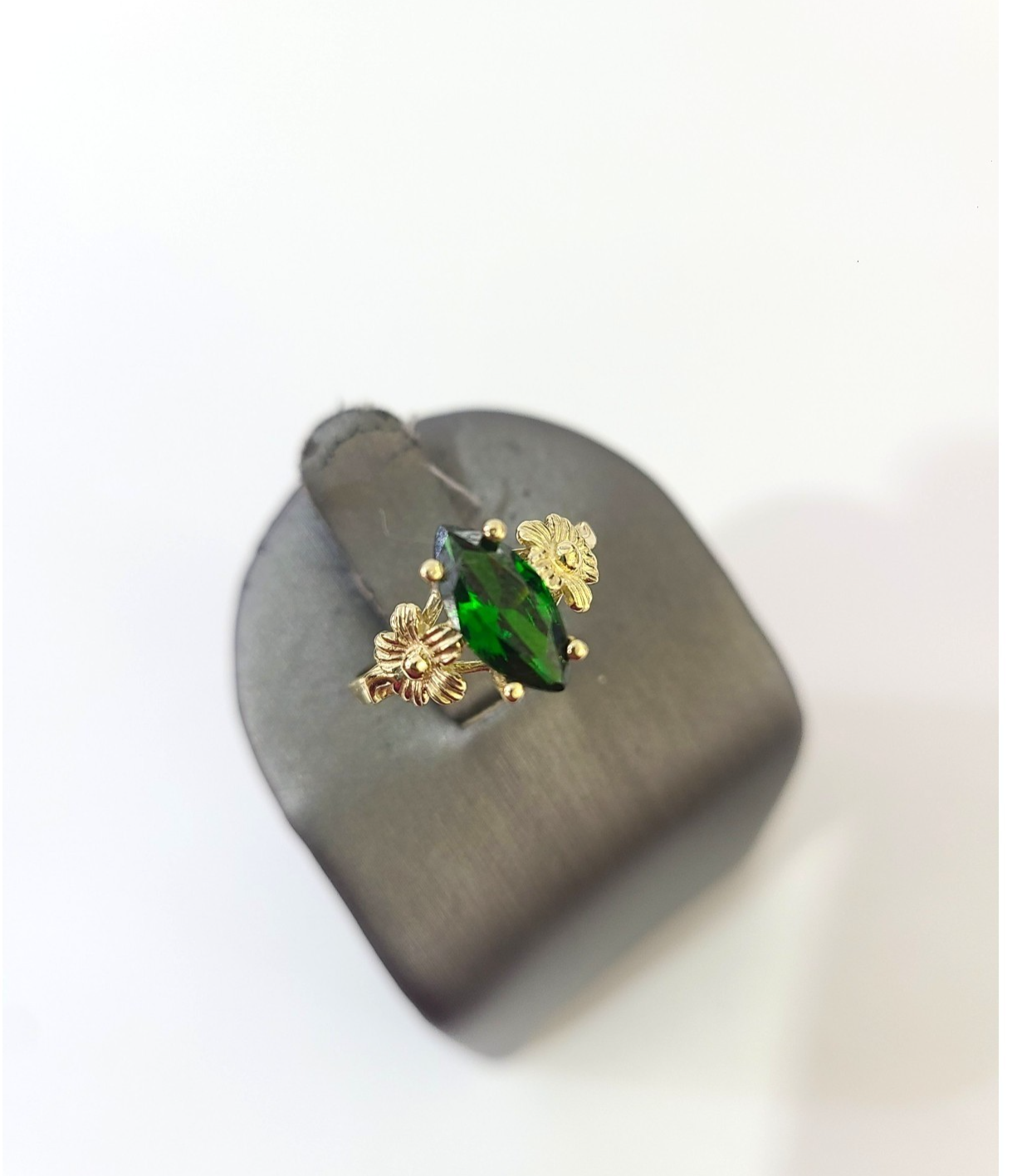 10k Yellow Gold Green Marquise Ring CZ Flower Floral Dainty Women Statement