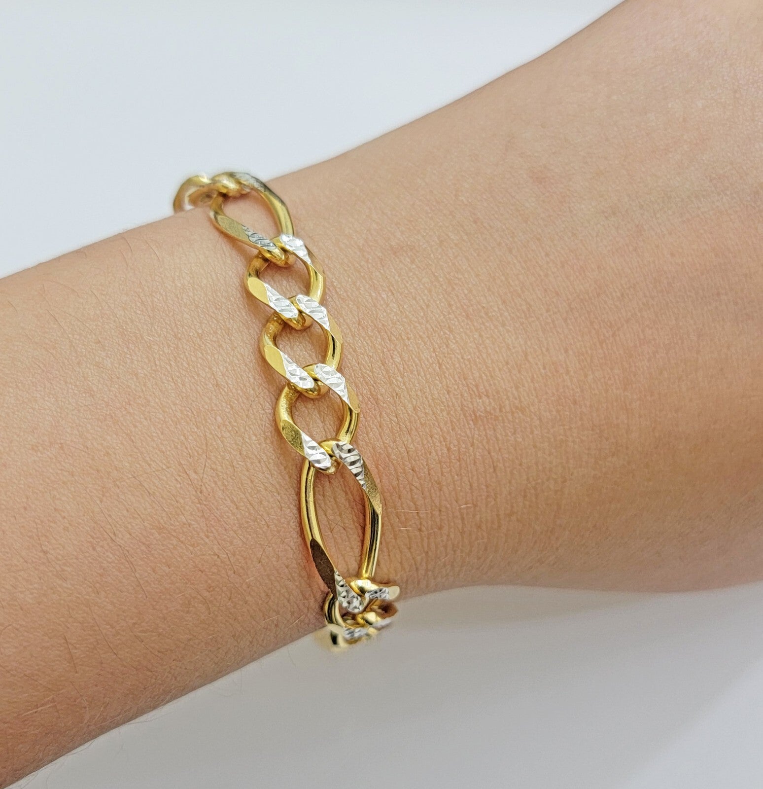 Mens Real 10k Yellow Gold Figaro Link Bracelet Diamond Cut 6.5 mm Solid 8 Inch