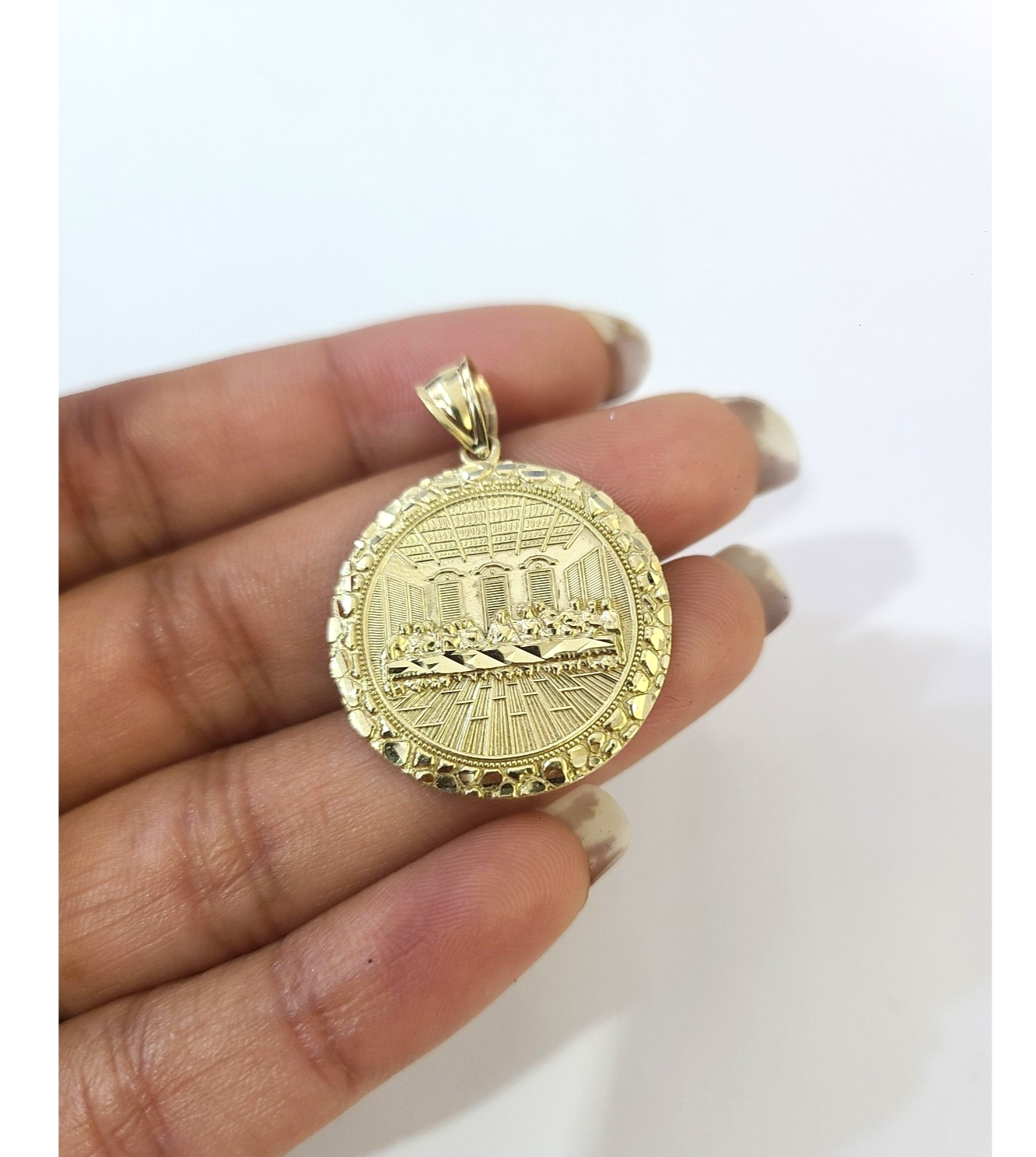10K Yellow Gold Round Last Supper Pendant Charm Nugget Design Unisex Gold